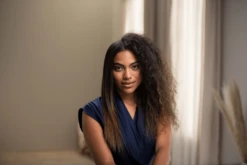 HOT TOOLS Dual Plate Straightener Limited Giftpack -L'Oreal Verkoop 202108 hottools 40 art dualplate lifestyle v3 360 min