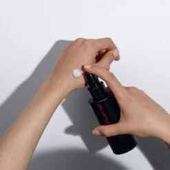 Shu Uemura Ashita Supreme Intense Revitalization Serum 90ml -L'Oreal Verkoop 3474637058647 3