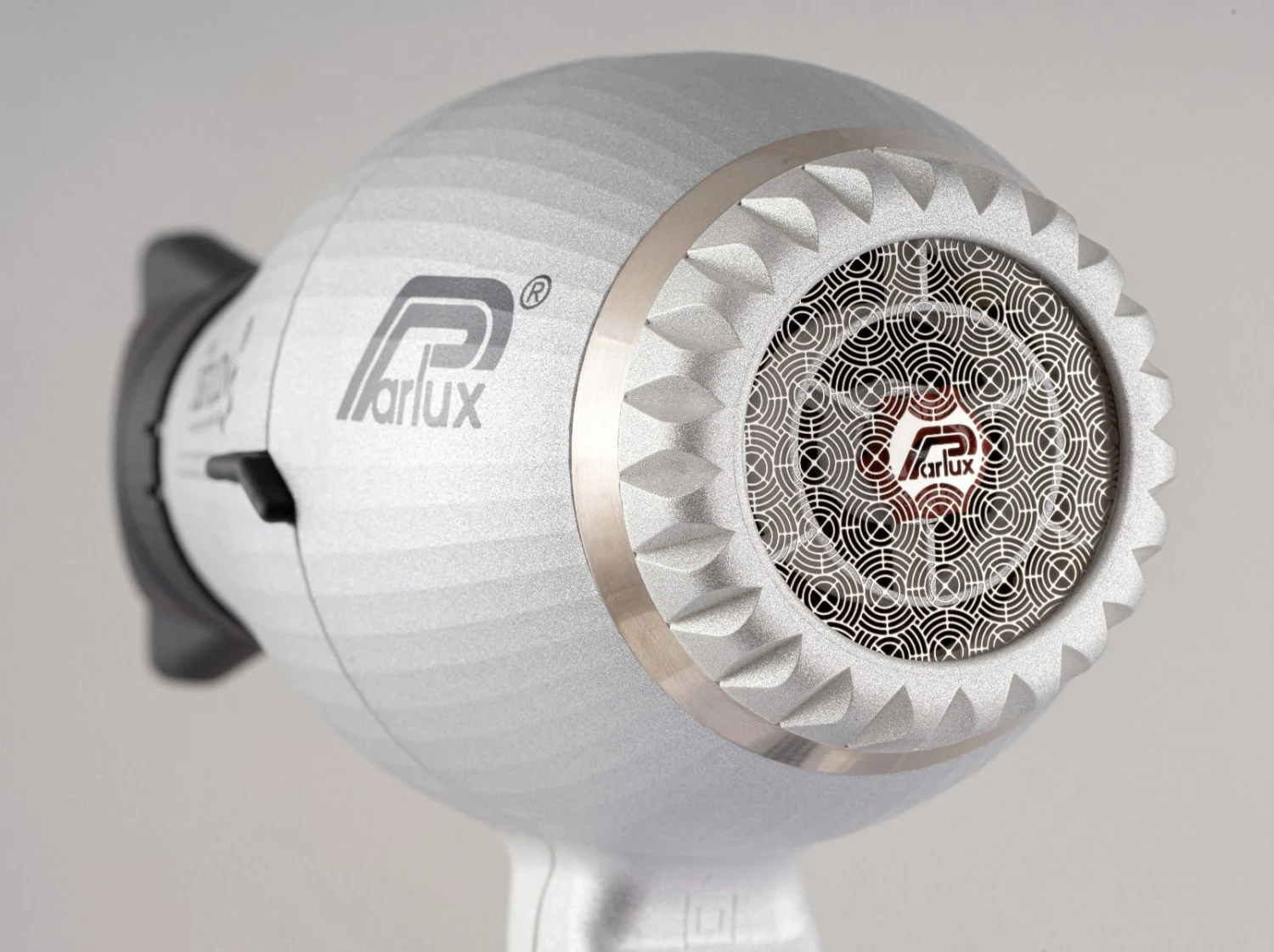 Parlux Föhn Digitalyon inclusief Diffuser Silver Parlux Föhn Digitalyon Inclusief Diffuser Silver -L'Oreal Verkoop foto parlux digitalyon argento retro 02 1 1